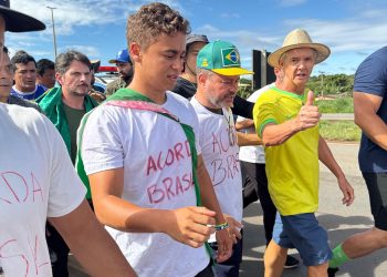 Bagattoli se une a Nikolas Ferreira em caminhada pela liberdade e justiça