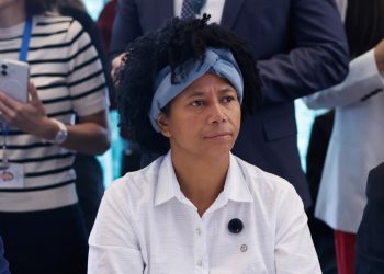 Dignidade aos servidores: Sílvia Cristina destaca o envio da PEC 47 da transposição à CCJ da Câmara dos Deputados 