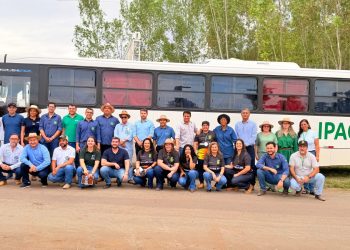 Deputada Sílvia Cristina entrega ônibus para a Faperon/Senar, na Rondônia Rural Show