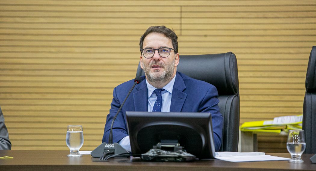 Deputado Alex Redano solicita ao Governo aquisição urgente de medicamentos para Ji-Paraná e Cerejeiras