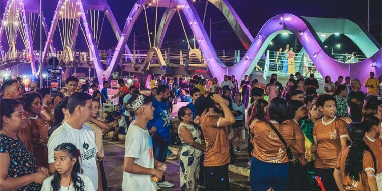 Pré-Marcha para Jesus reúne milhares de fiéis na capital